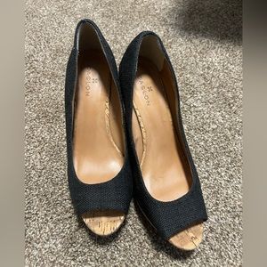 Women’s Size 8 1/2 Caslon Shoes